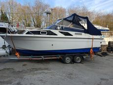 Fairline Holiday