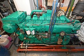 AE Volvo Penta 120AK 212