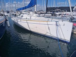 2002 Beneteau First 27.7