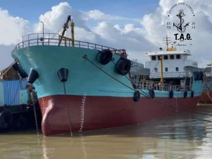 1000 DWT Tanker 