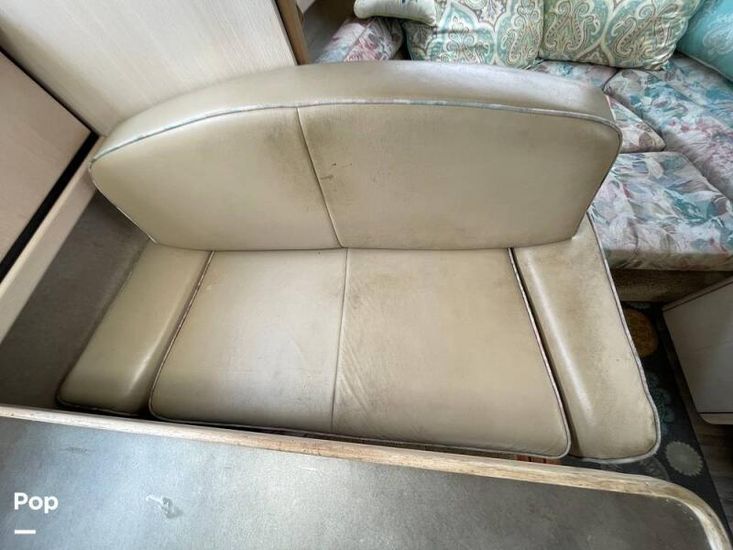 1995 Bayliner 3255 Avanti