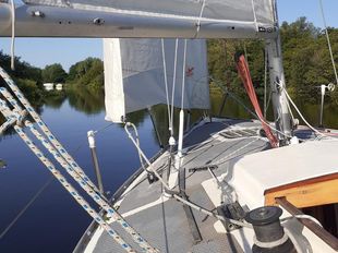 E boat 22