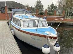 1971 Eastwood 24