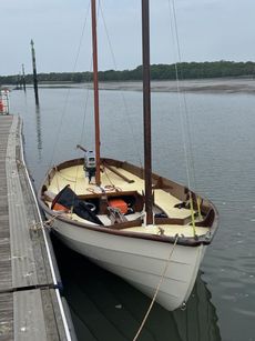 Drascombe Lugger 19ft, engine, trailer