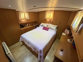 Cabine