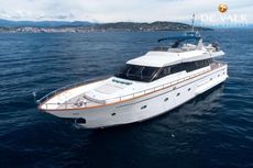 1996 Falcon 82