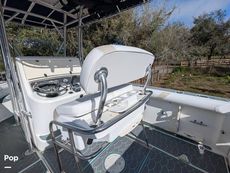 2004 Boston Whaler 240 Outrage