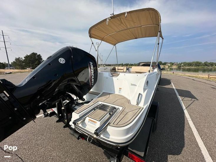 2022 Hurricane 185 sundeck sport