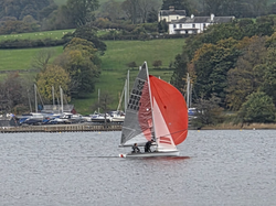 505 8881     Rondar Ovi carbon hull