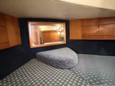 2000 Hardy Marine 32 Commander