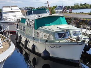 Broom 30 Captain