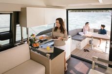 2023 Prestige 460 Fly
