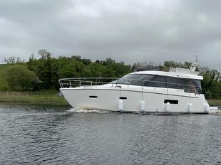 Sealine F42