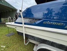 2017 Bayliner Element XR7
