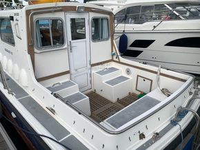 Seaward 29 Twin diesel engines - Cockpit