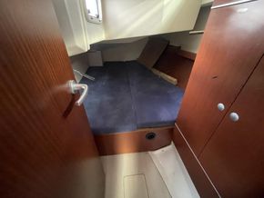 2015 Hanse 345 28