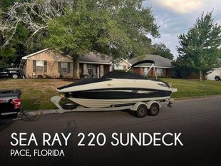 2010 Sea Ray 220 Sundeck