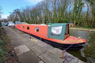 60' 2005 Semi Traditional Stern Narrowboat built by Stafford Boats