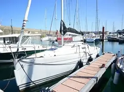 2010 Beneteau First 25.7