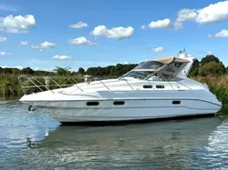 1999 Sealine S34