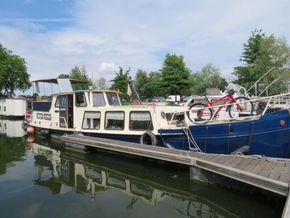 Dutch Luxemotor live aboard river cruiser - Exterior