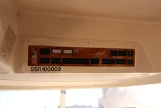2002 Sealine F37