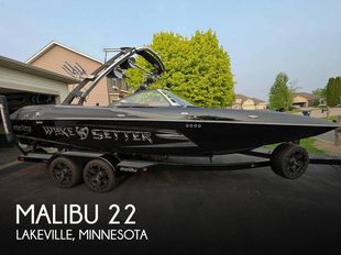2013 Malibu Wakesetter 22 MXZ