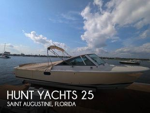 2006 Hunt Yachts Harrier 25