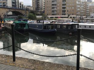 65ft widebeam with C London residential mooring