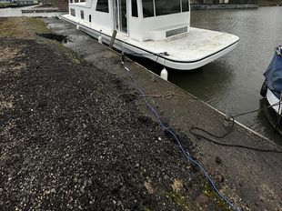 Gibson Classic Houseboat- Serenity