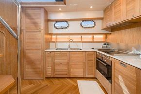 Optional lower position for galley