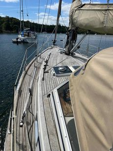 Malo 34 with New Engine