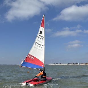 Topper – Race Ready