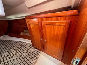 2001 Dufour  32 Classic  38