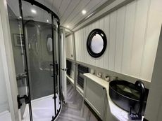 58ft 2021 Cruiser Stern Narrowboat built by Swan Boats with Bow Thrust