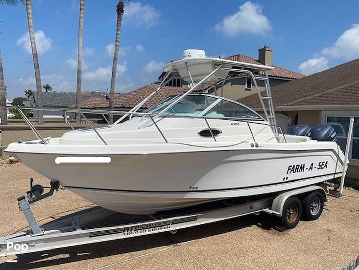 2004 Robalo 265 wa