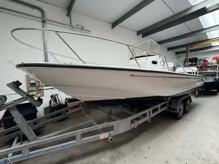 2001 Boston Whaler 22 Dauntless