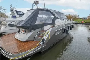 2019 Cranchi 44HT