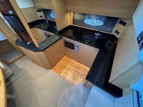 2011 Princess V42 11