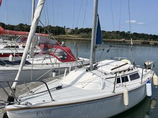 1987 Catalina 22 with trailer and 6hp tohatsu outboard