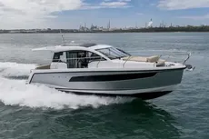 2026 Sealine C335