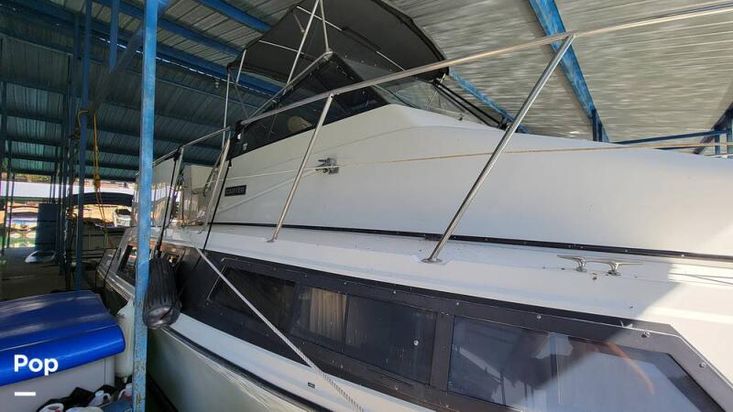 1989 Carver 3297 mariner