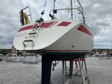 1981 Beneteau First 35