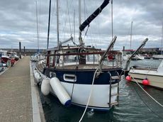 Nauticat 33