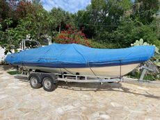 2004 Avon Adventure 620 Open