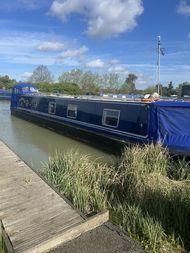 Sea Otter 51 narrow boat . 