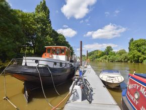 Dutch Barge 27m with London mooring  - Exterior