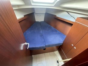 2015 Hanse 345 24