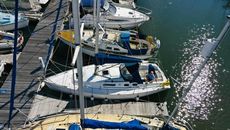 Beautifully maintained Dufour 32 Classic wheel steering shoal draft