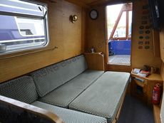CLOUD 9 ~ 40ft cruiser stern with 2+2 berths